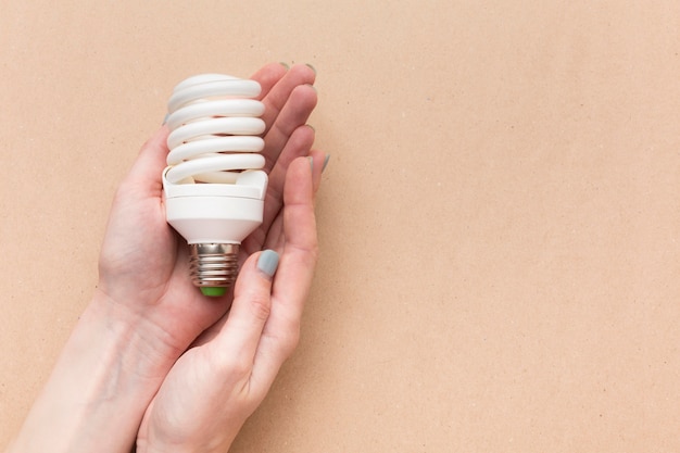 copy-space-light-bulb_23-2148576705